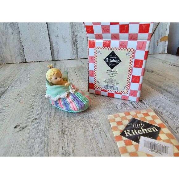 Enesco baby kitchen fairy bootie‎ little fairies 2004 new statue figurine - Picture 1 of 9